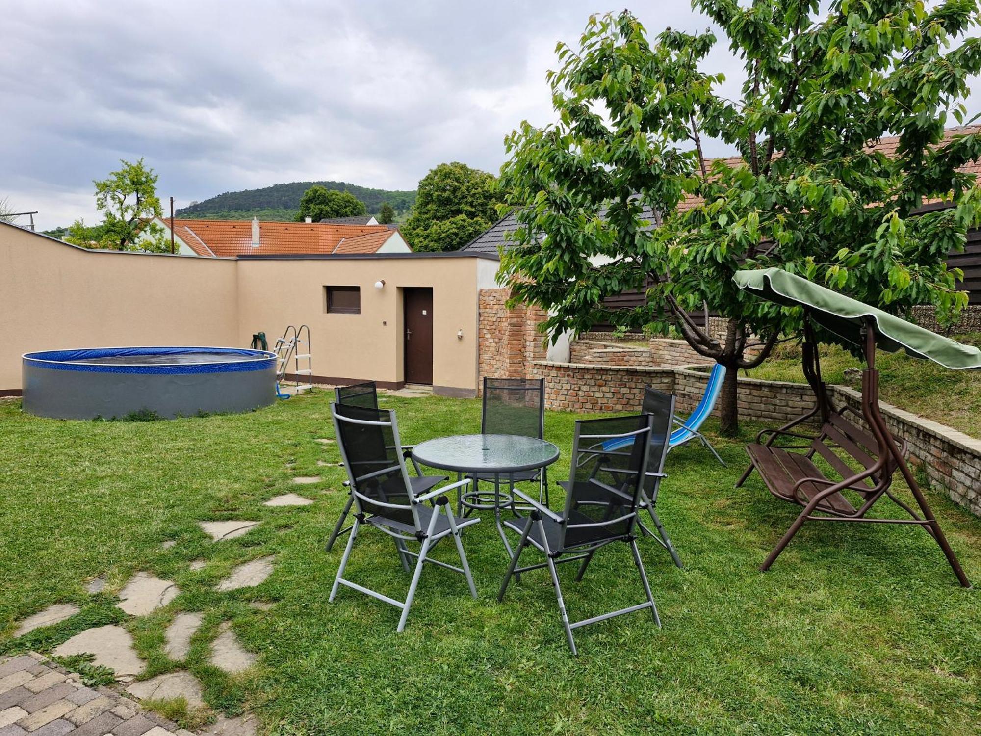 Dum Palava Villa Perná Exterior foto